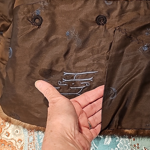 Beautiful 100% Mink Shawl - Picture 4 of 5